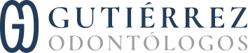 Logo web de la clínica dental Gutiérrez Odontólogos en Almería, versión apaisada